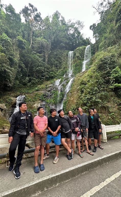 jinakol ng tropa|Chinupa at jinakol ako ng tropa ko hanggang labasan .